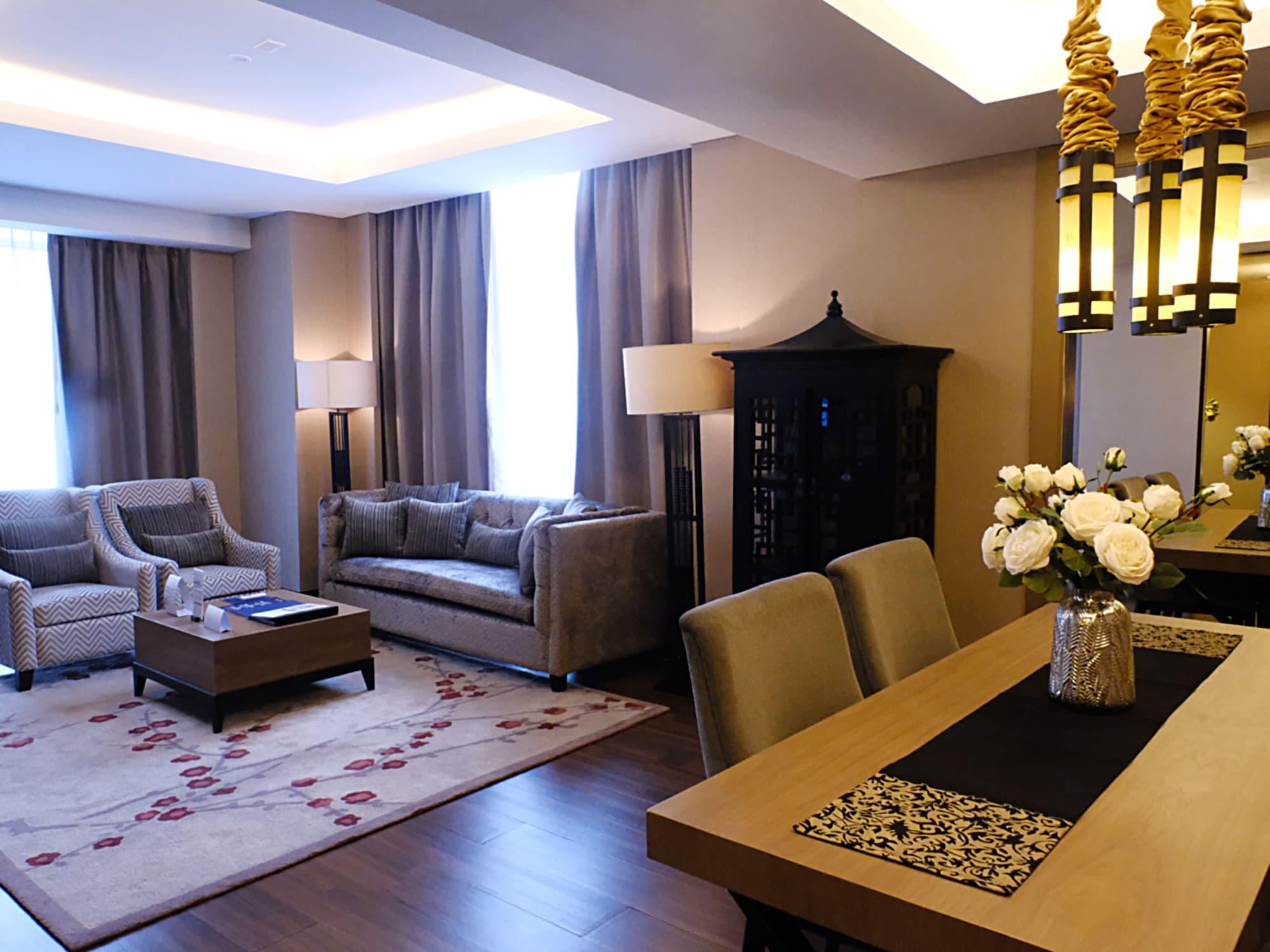 Aston Priority Simatupang Hotel And Conference Center Jakarta Exterior foto