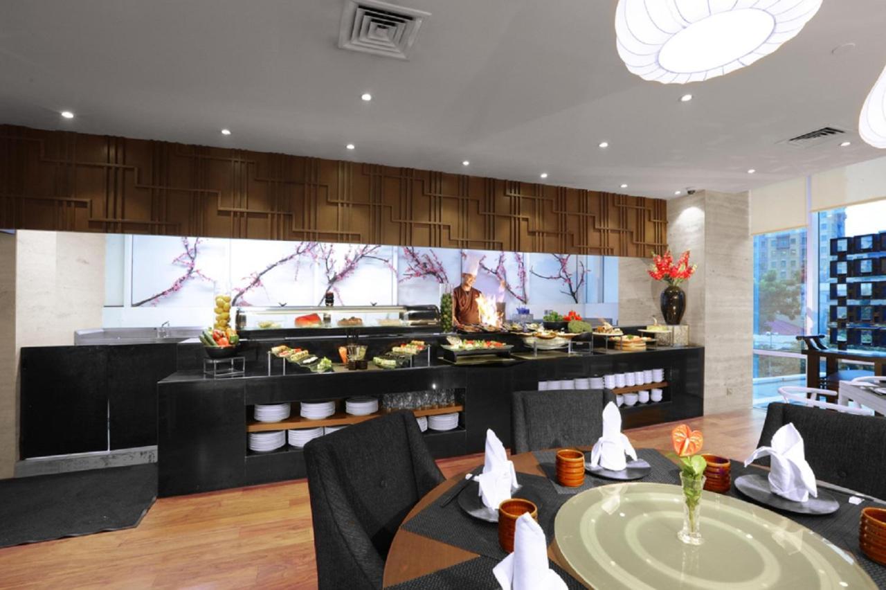 Aston Priority Simatupang Hotel And Conference Center Jakarta Exterior foto
